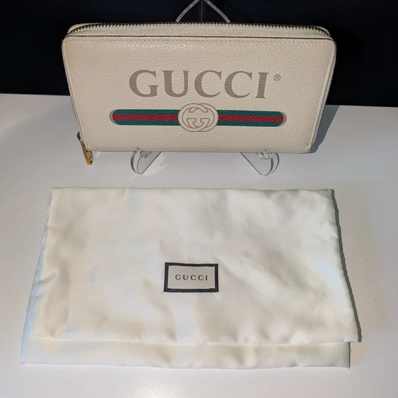 Vintage Gucci Cream Leather Zip Wallet with Interlocking GG - Picture 1 of 11